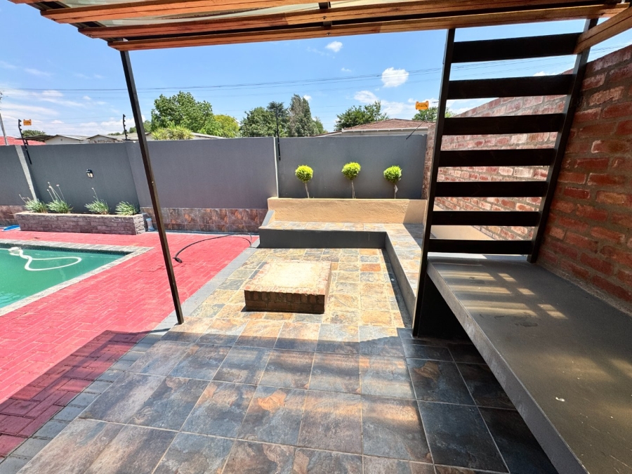 4 Bedroom Property for Sale in Potchefstroom North West